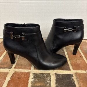 Bandolino‎ Black Leather High Heel Ankle Boots Size 8M Worn Once Lappo (T33)